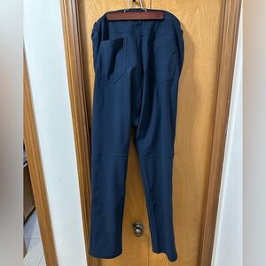 Men’s Lululemon pants size 36 worn once.